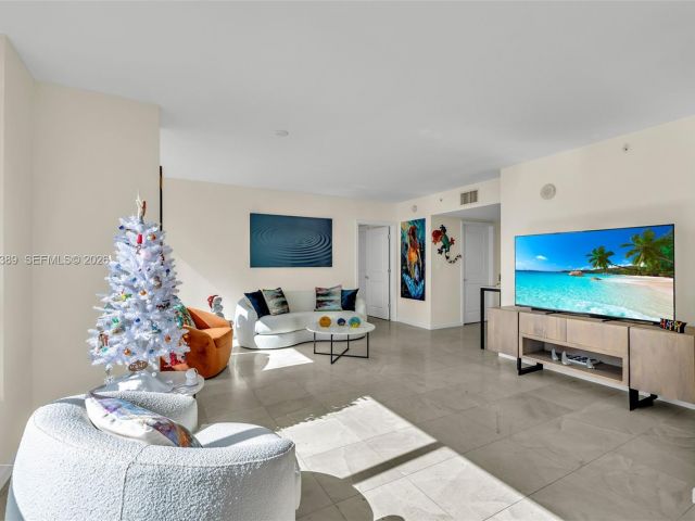 Apartment for sale  Unit #1618N - photo 7500721