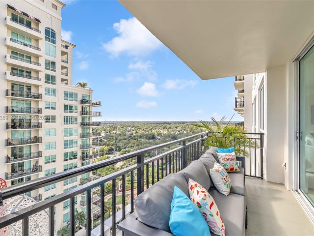 Apartment for sale  Unit #1618N - photo 7500729