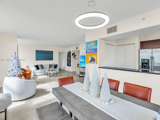 Apartment for sale  Unit #1618N - photo 7500731