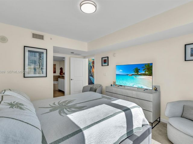 Apartment for sale  Unit #1618N - photo 7500737