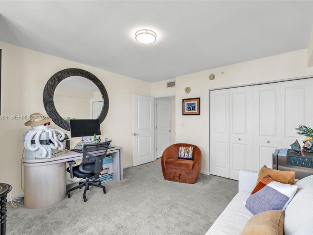 Apartment for sale  Unit #1618N - photo 7500740