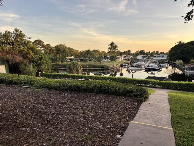 Home for rent at 5048 Heatherhill Lane 2 - photo 6894766