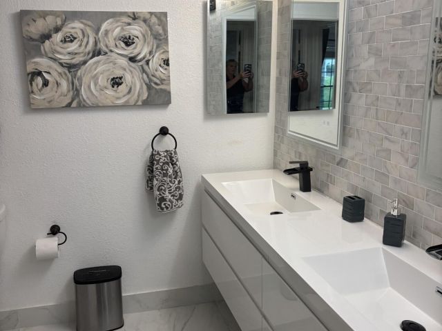 Home for rent at 5048 Heatherhill Lane 2 - photo 6894771