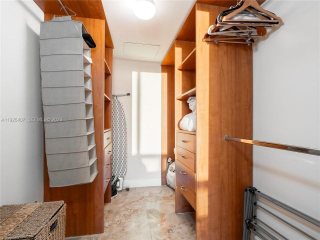 Apartment for sale  Unit #527 - photo 6869071