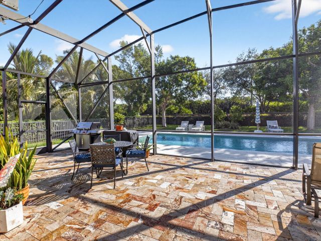 Home for sale at 9362 Isles Cay Drive - photo 6887643