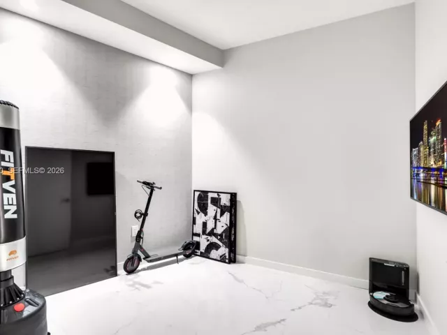 2-bedroom condo for sale in Miami - 851 NE 1st Ave 4009 - MondialRealty