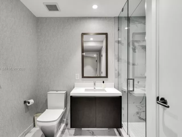 2-bedroom condo for sale in Miami - 851 NE 1st Ave 4009 - MondialRealty