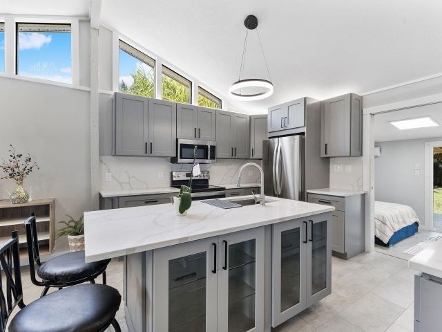 Home for sale at 1292 SW 25th Avenue - photo 6876101