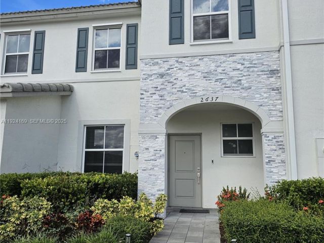 3-bedroom home for rent in Homestead - 2637 SE 17th St 2637 - MondialRealty