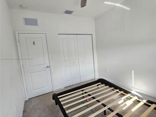 3-bedroom home for rent in Homestead - 2637 SE 17th St 2637 - MondialRealty