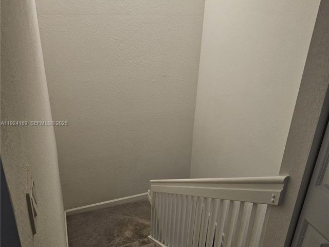 3-bedroom home for rent in Homestead - 2637 SE 17th St 2637 - MondialRealty