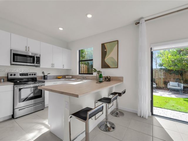 3-bedroom home for sale in Homestead - 12980 SW 233rd Ter - MondialRealty