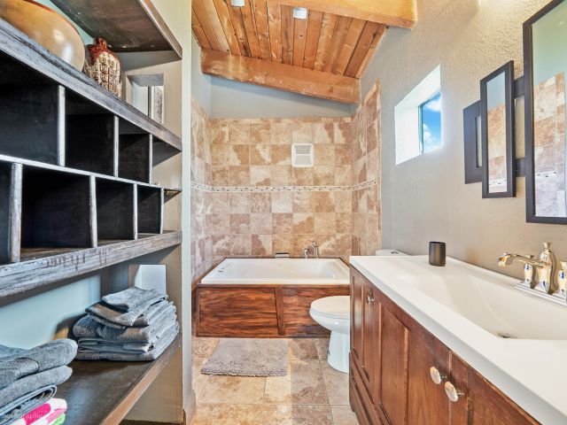 Home for sale at 2533 Bessie Street - photo 6873182