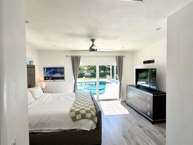 Home for rent at 100 SW 11th Avenue - photo 6895205