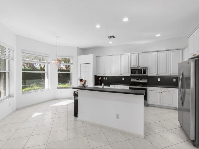 Home for sale at 7102 Prado Lake Drive - photo 6876549