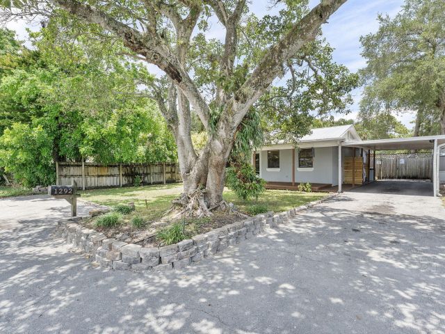 Home for rent at 1292 SW 25th Avenue - photo 6881008