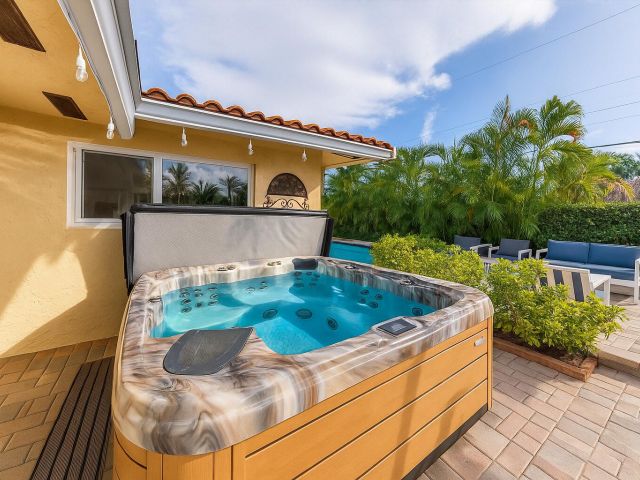 Home for sale at 1248 SE 8th Street - photo 6909726