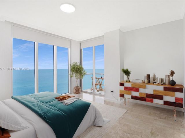 Apartment for sale  Unit #1002 - photo 6869401