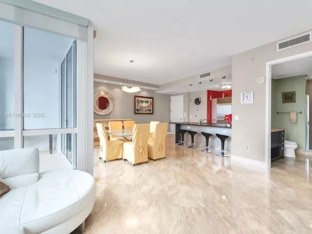 2-bedroom condo for sale in Sunny Isles Beach - 18201 Collins Ave 3907 - MondialRealty