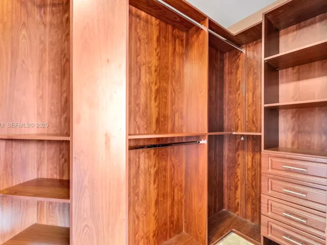 2-bedroom condo for sale in Sunny Isles Beach - 18201 Collins Ave 3907 - MondialRealty