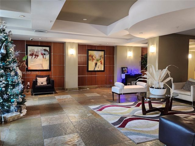 2-bedroom condo for sale in Hallandale Beach - 1755 E Hallandale Beach Blvd 305E - MondialRealty