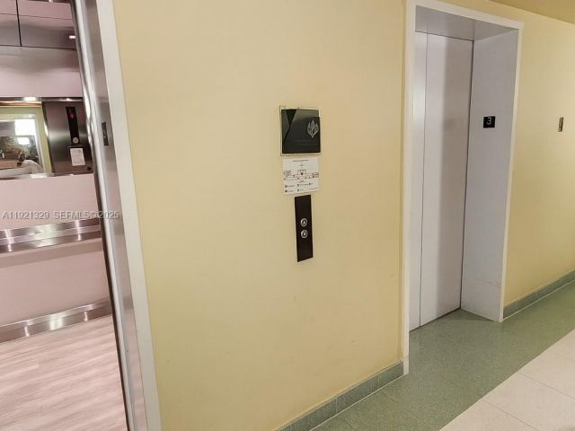 2-bedroom condo for sale in Hallandale Beach - 1755 E Hallandale Beach Blvd 305E - MondialRealty