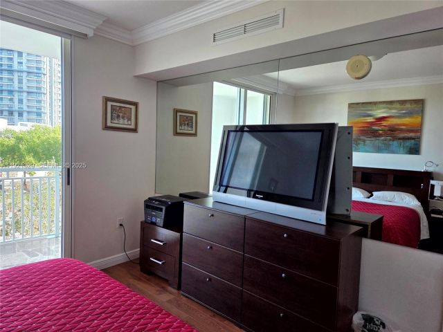 2-bedroom condo for sale in Hallandale Beach - 1755 E Hallandale Beach Blvd 305E - MondialRealty