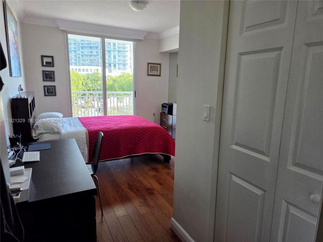 2-bedroom condo for sale in Hallandale Beach - 1755 E Hallandale Beach Blvd 305E - MondialRealty