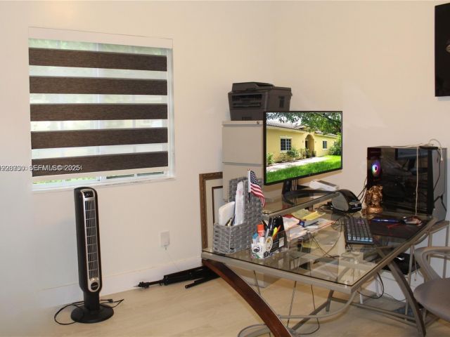 3-bedroom home for sale in Homestead - 1209 NE 32nd Ave - MondialRealty