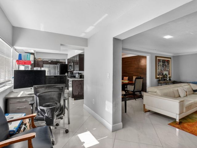 Home for sale at 256 SW 11th Place - photo 6894741