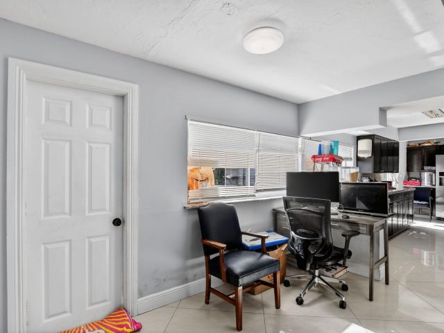 Home for sale at 256 SW 11th Place - photo 6894742