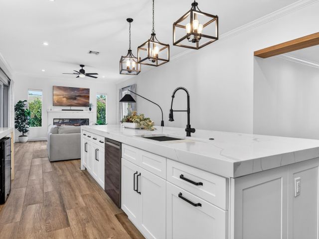 Home for sale at 301 Pilgrim Road - photo 6905119