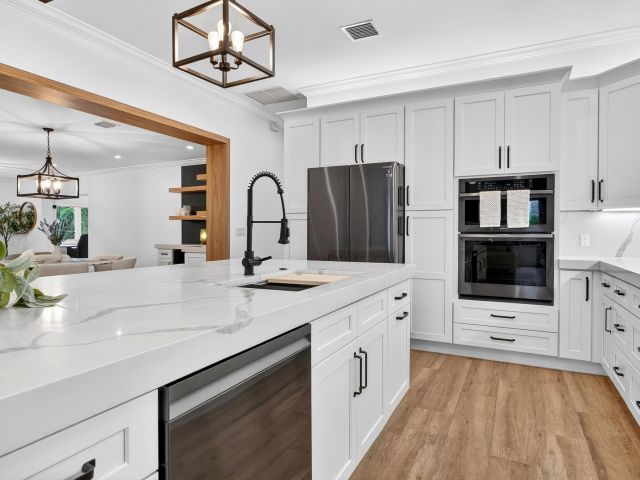 Home for sale at 301 Pilgrim Road - photo 6905120