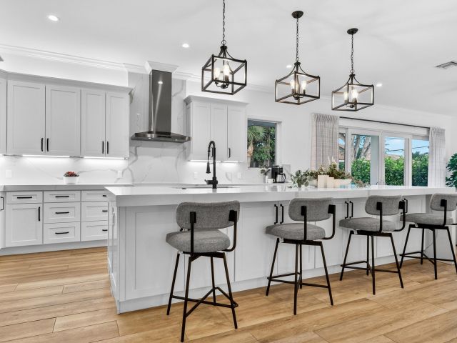 Home for sale at 301 Pilgrim Road - photo 6905123