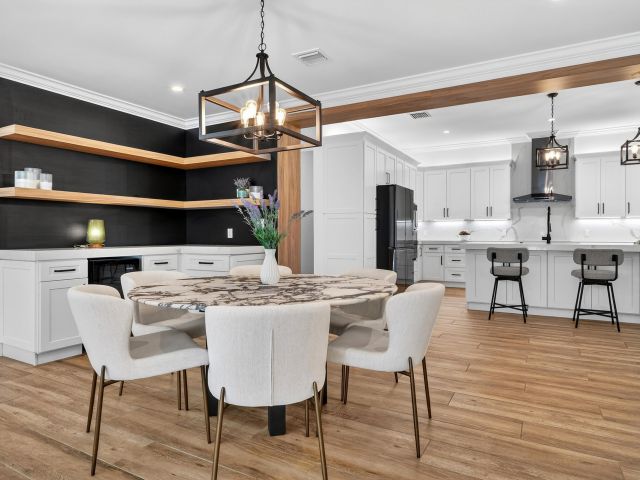 Home for sale at 301 Pilgrim Road - photo 6905126