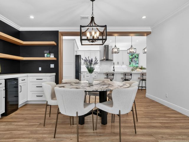 Home for sale at 301 Pilgrim Road - photo 6905127