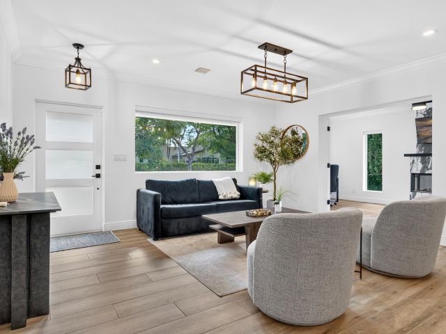 Home for sale at 301 Pilgrim Road - photo 6905130