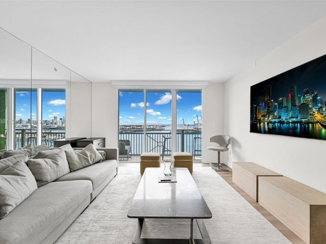 Apartment for rent  Unit #1908 - photo 7511497