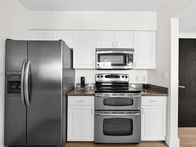 Apartment for rent  Unit #1908 - photo 7511508