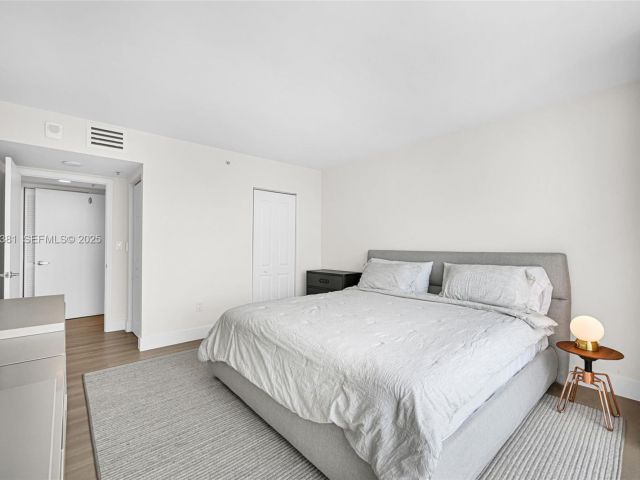 Apartment for rent  Unit #1908 - photo 7511515