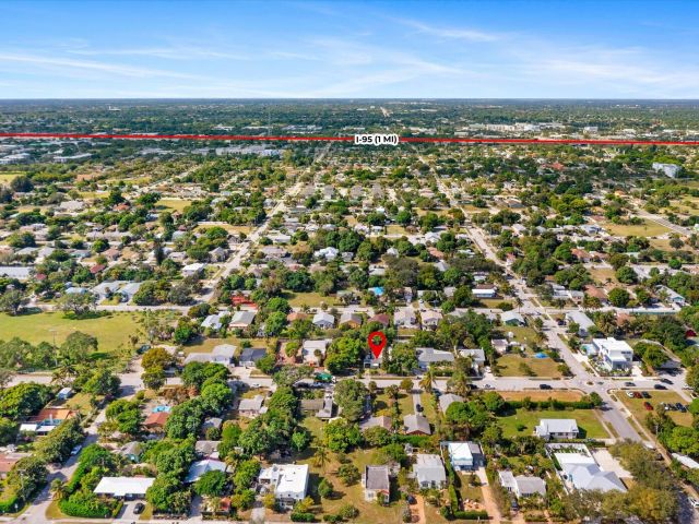 Home for sale at 212 SW 2nd Avenue - photo 6879601