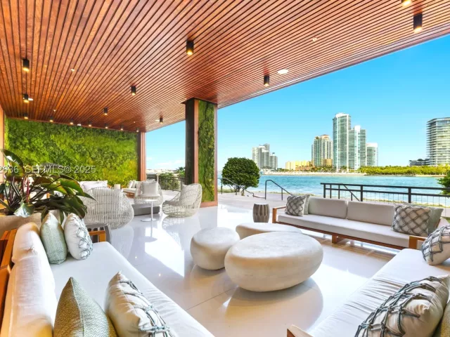 3-bedroom condo for sale in Miami Beach - 6800 Fisher Island Dr 6842 - MondialRealty