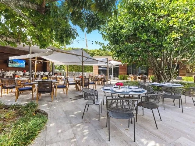3-bedroom condo for sale in Miami Beach - 6800 Fisher Island Dr 6842 - MondialRealty