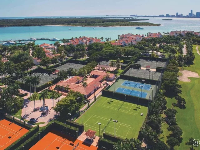 3-bedroom condo for sale in Miami Beach - 6800 Fisher Island Dr 6842 - MondialRealty