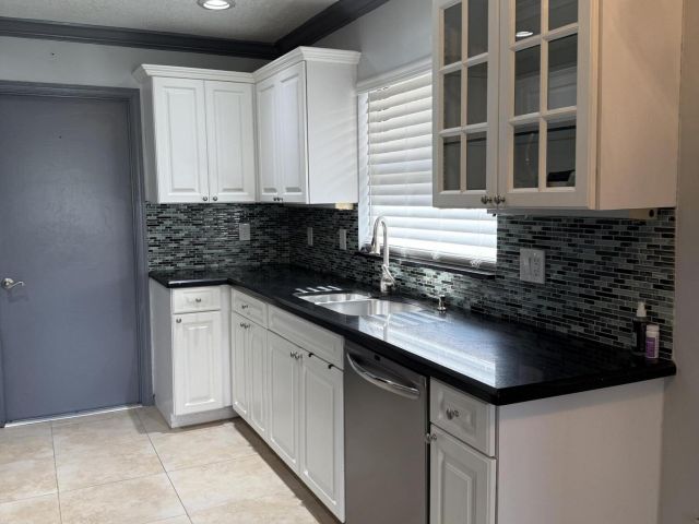 Home for rent at 21583 Villa Nova Drive - photo 6895088