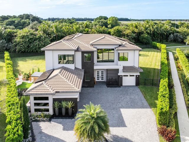 Home for sale at 17464 Ponte Chiasso Drive - photo 6895027