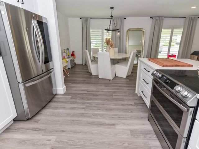 Home for rent at 700 SW 4th Street - photo 6898716