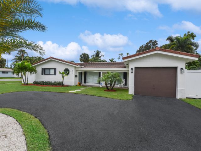 Home for rent at 700 SW 4th Street - photo 6898722