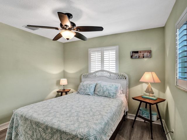 Home for rent at 1433 NE 27th Street - photo 6893481