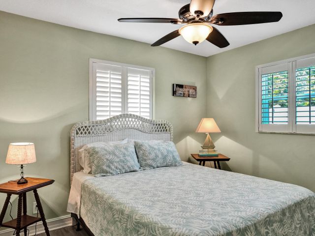 Home for rent at 1433 NE 27th Street - photo 6893482